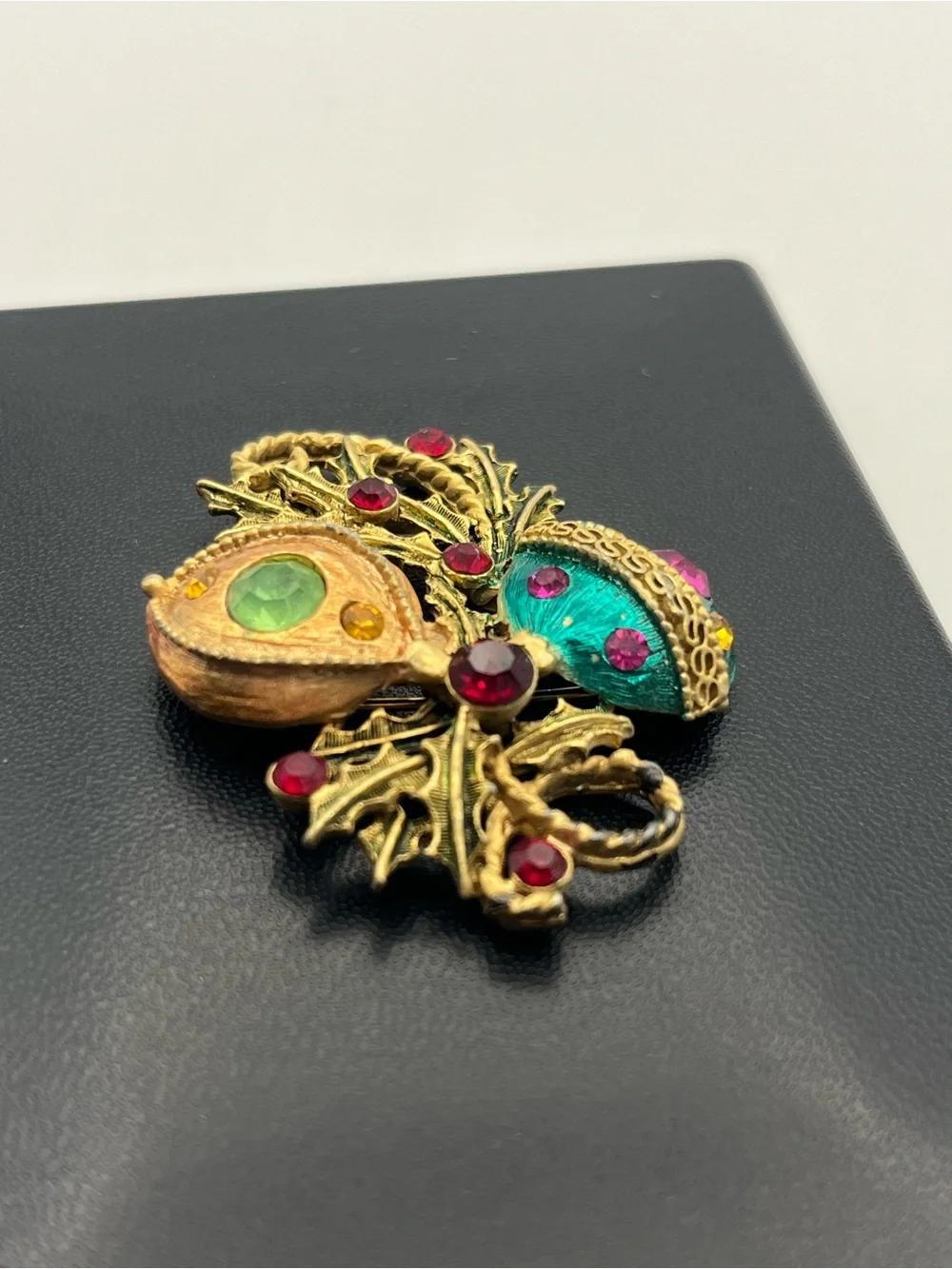 Christmas ornaments baubles gold tone multi colored rhinestones brooch pin